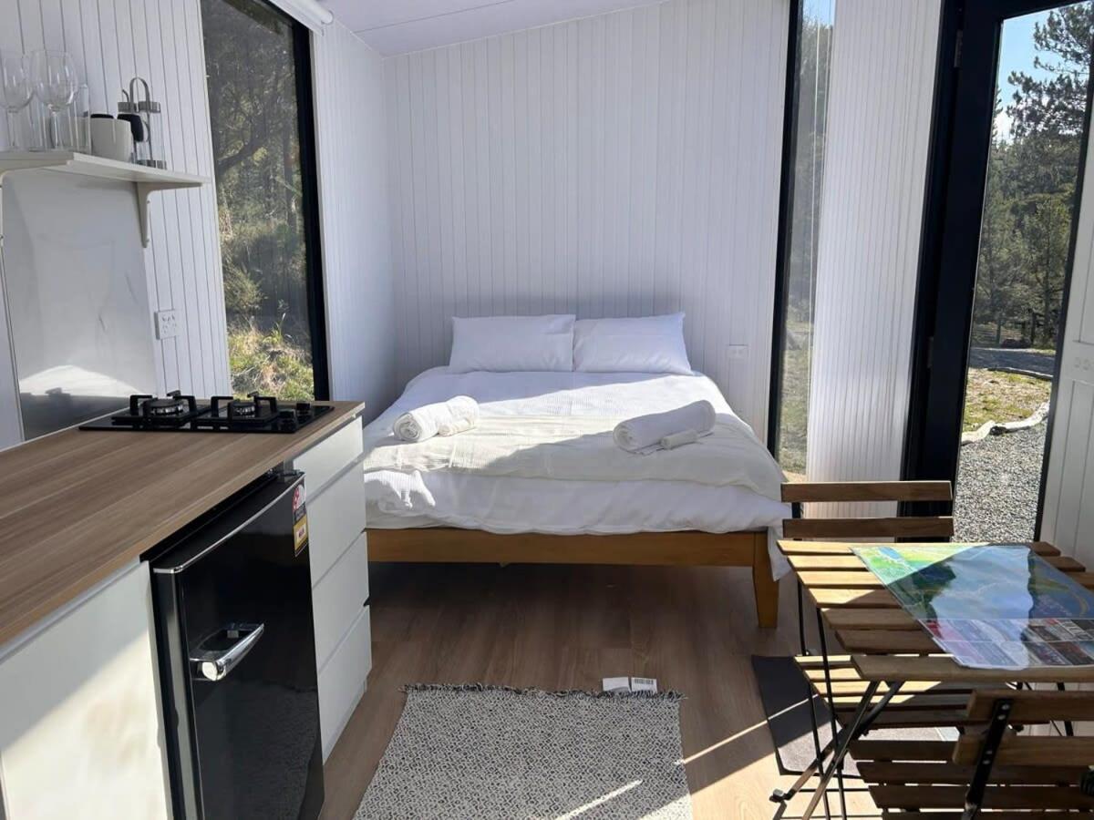 Ruru Tiny House By Tiny Away Villa Rangihaeata Buitenkant foto
